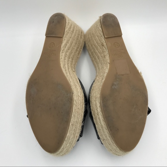 Valentino Mena in Black Patent Leather - Picture 7 of 8